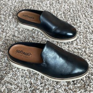 Softwalk Wolcott II Mule in black leather